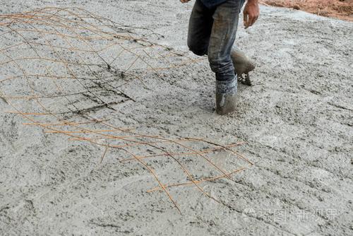 泥水匠找平層混凝土樓板施工出站點照片-正版商用圖片0dpxg2-攝圖新