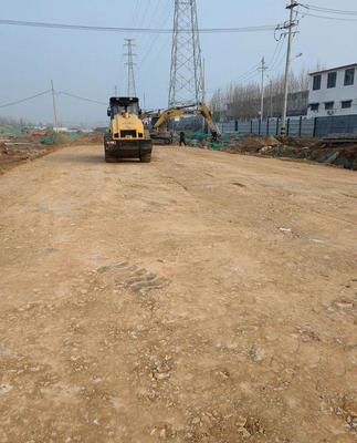滕州:正在鋪設(shè)水穩(wěn)層!青啤大道東延工程快速推進(jìn)