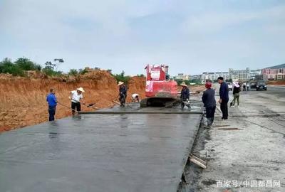 都昌南山大道即將完工,預計10月10日全部硬化