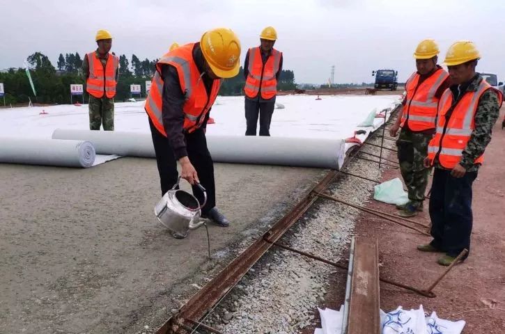 老宿沭路水穩施工攤鋪現場 - 美篇