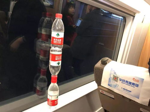 有人在高鐵上唱戲 送特產,車廂里還有 富春山居圖 杭黃高鐵首發,你想知道的都在這里