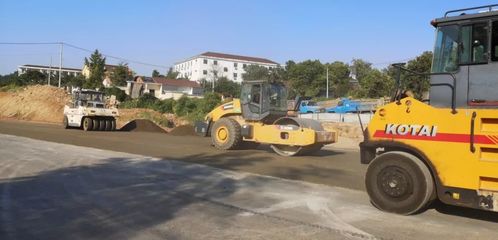 S459廣德繞城公路改建工程水穩攤鋪順利完成