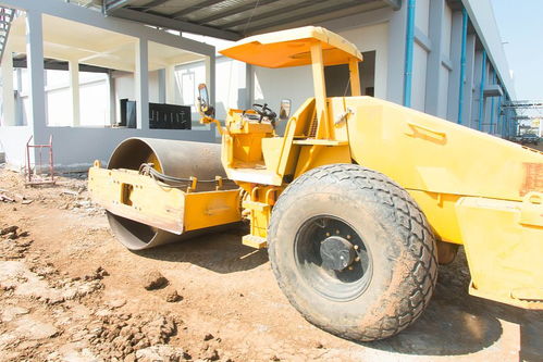 水穩攤鋪機租賃價格是多少