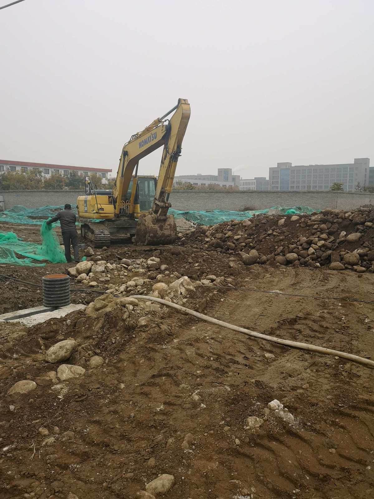 kl 090∽kl 169全幅鋪水穩,ko 007∽ko 700東側挖路床